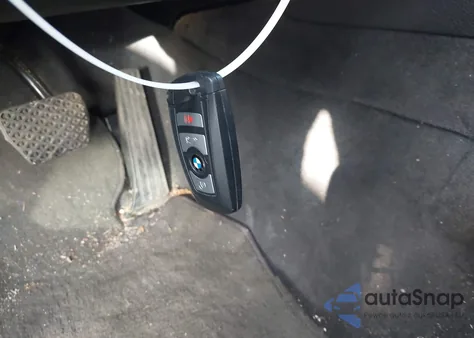 2014 BMW 528I xDrive z USA, uszkodzony, nr VIN WBA5A7C54ED616834